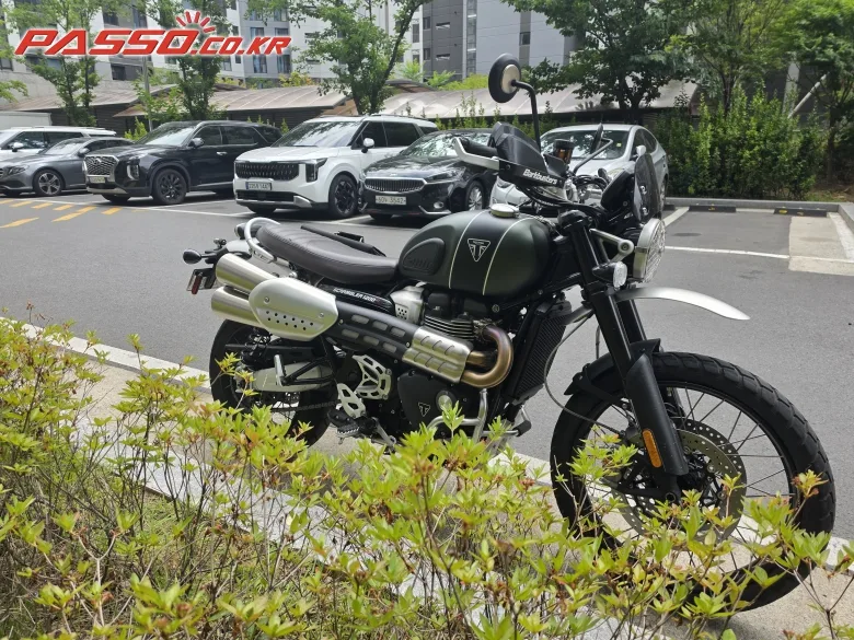 트라이엄프 스크램블러 1200 XC 2023 사진 1
