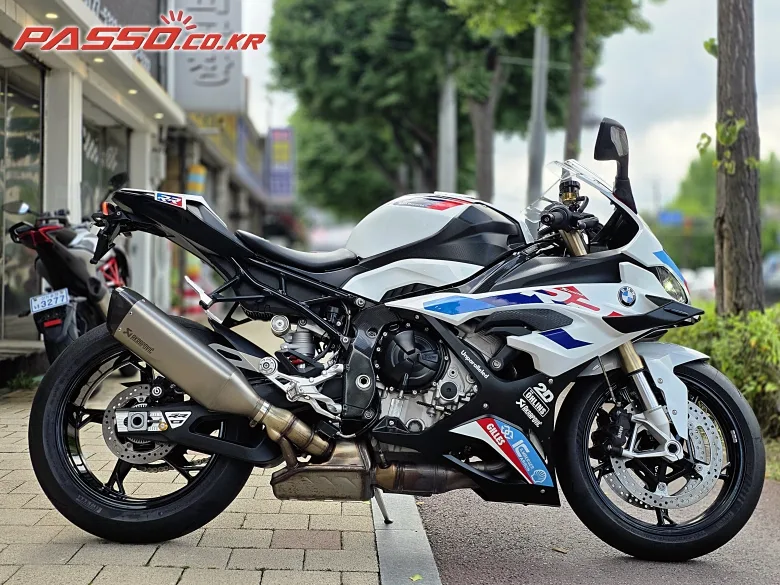 BMW S 1000 RR 2023 사진 1