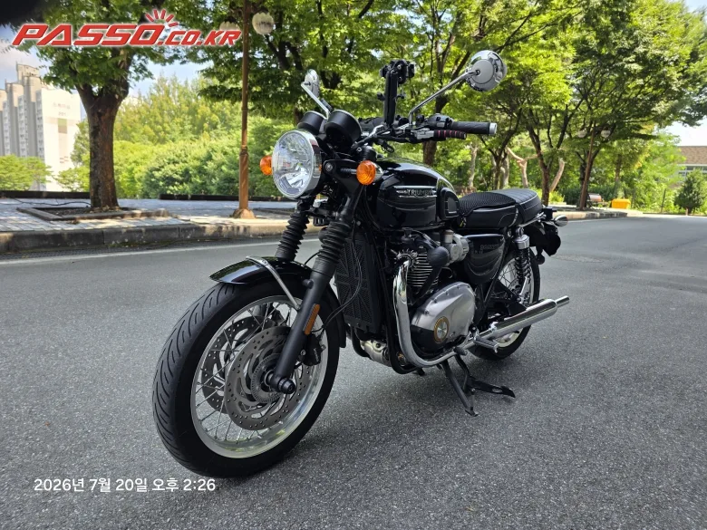 트라이엄프 본네빌 T120 2025 사진 6