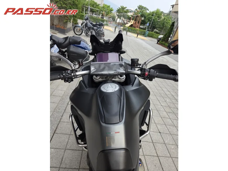 두카티 멀티스트라다 V4 S 2023 사진 4