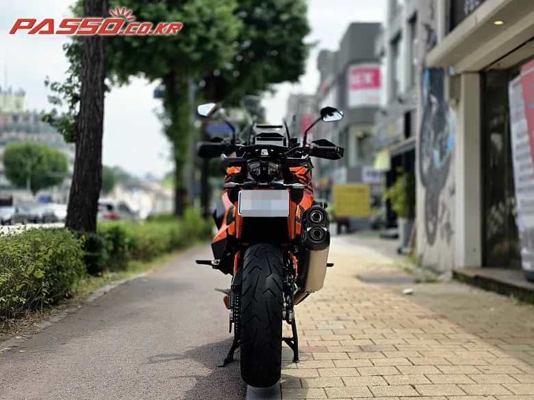 KTM 1290 슈퍼 어드벤처 S 2024 사진 8