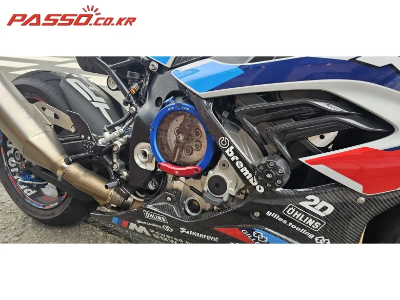 BMW M 1000 RR 2021 화이트 사진 7