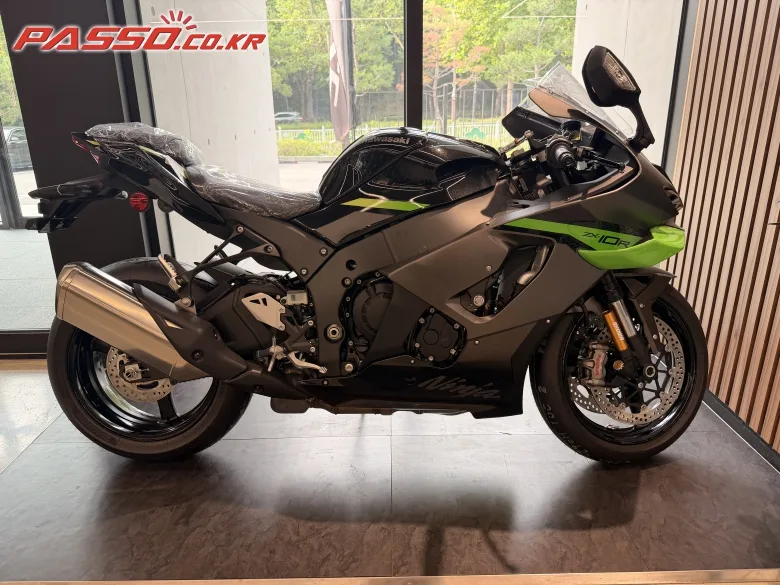 가와사키 Ninja ZX-10R 2026 블랙 사진 1