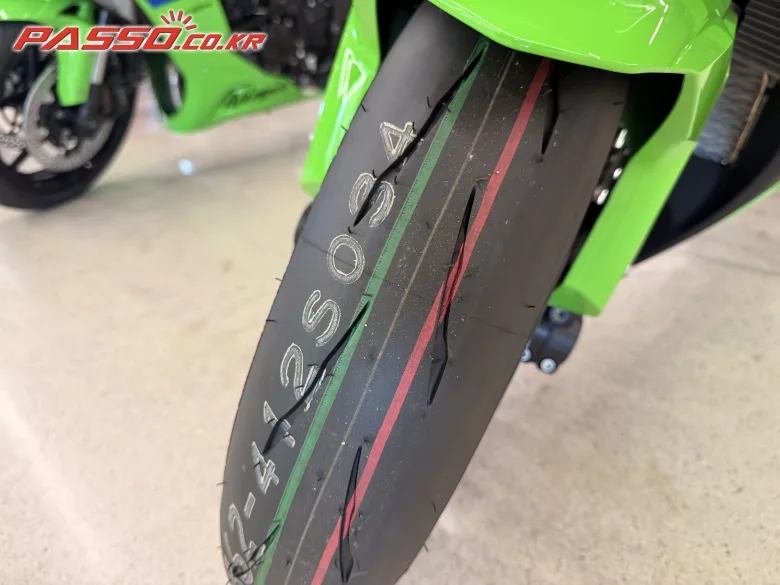 가와사키 Ninja ZX-10R 2026 블랙 사진 6