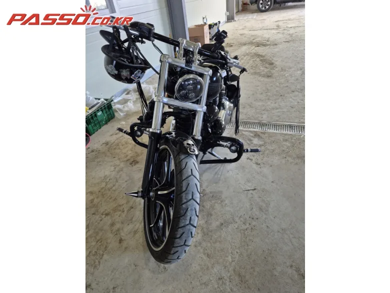 할리데이비슨 브래이크아웃 2015 블랙 사진 5