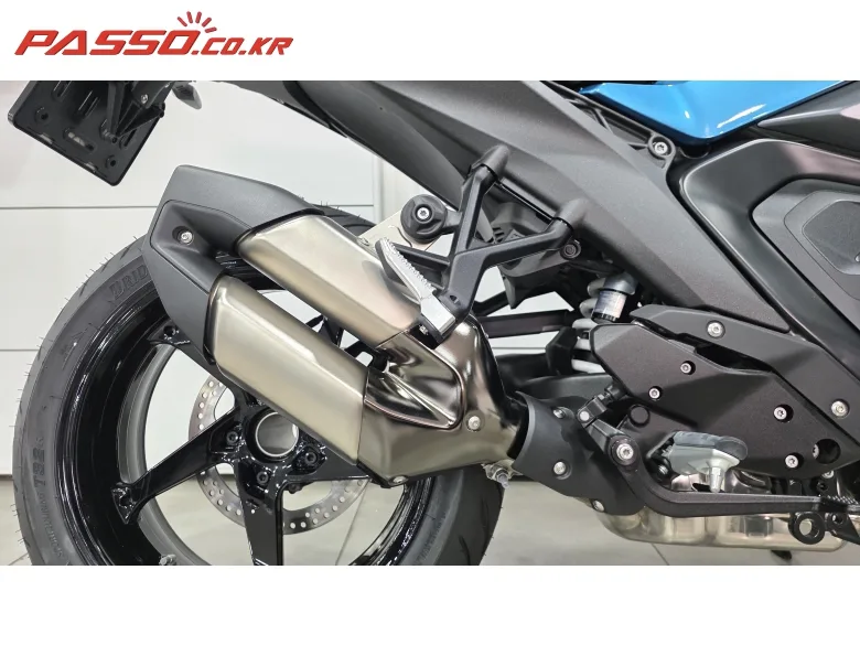 BMW R 1300 R 2026 블루 사진 7