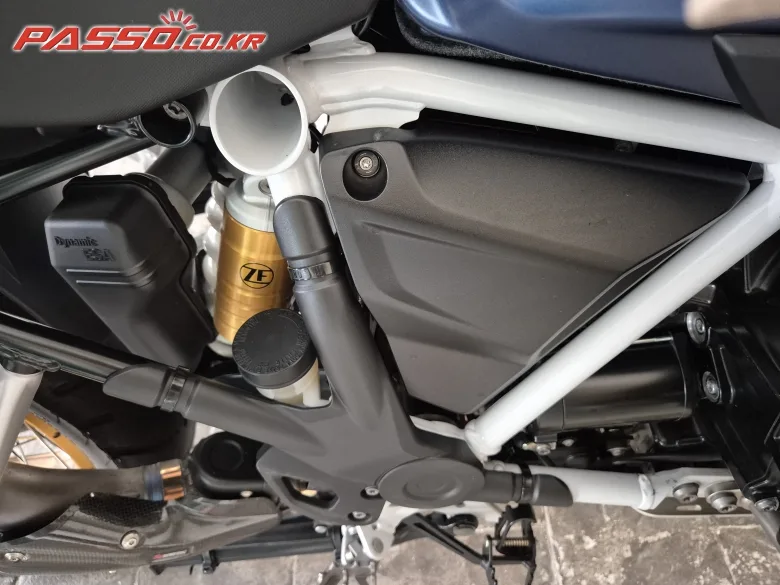 BMW R 1300 GS 2023 블루 사진 5