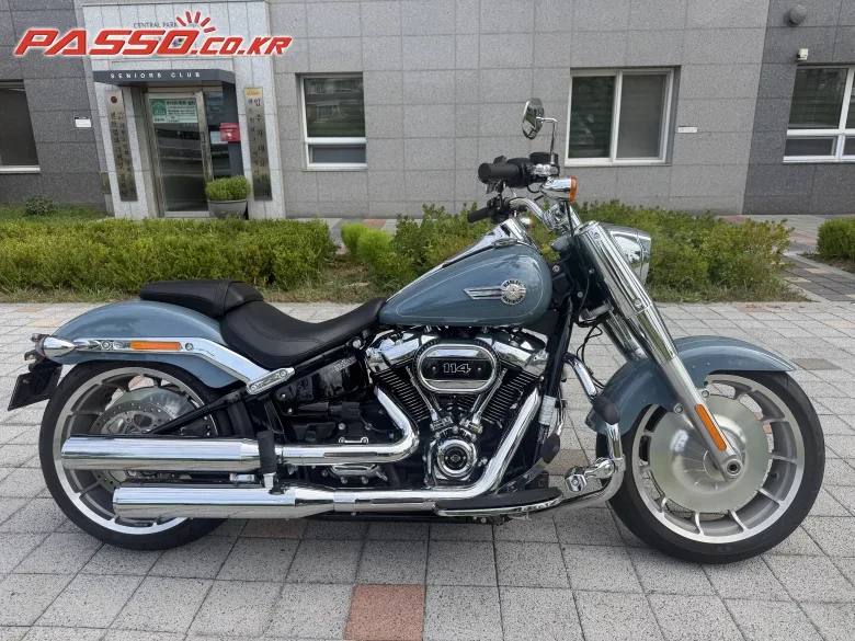 할리데이비슨 팻보이 114 2024 블루