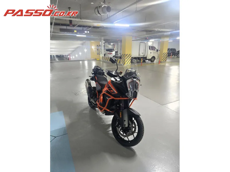 KTM 1290 슈퍼 어드벤쳐 S 2023 오렌지 사진 7