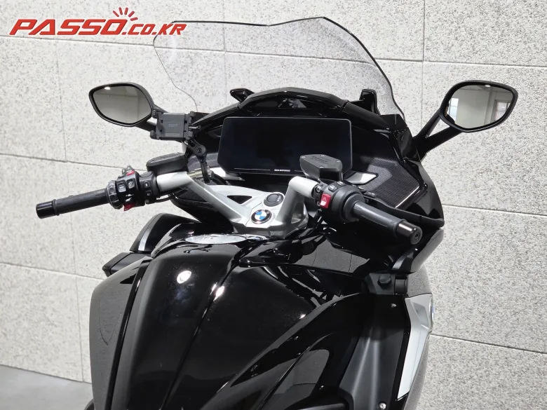 BMW K 1600 GT 2026 블랙 사진 4