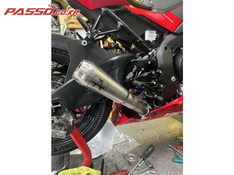 혼다 CBR 1000 RR-R 파이어블레이드 SP 2025 레드 사진 7