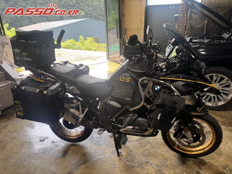 BMW R 1250 GS 어드벤처 2024 블랙 사진 1