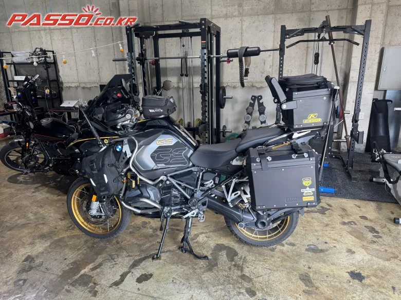 BMW R 1250 GS 어드벤처 2024 블랙 사진 2