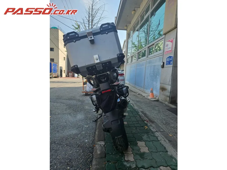 BMW R 1300 GS 2025 화이트 사진 3