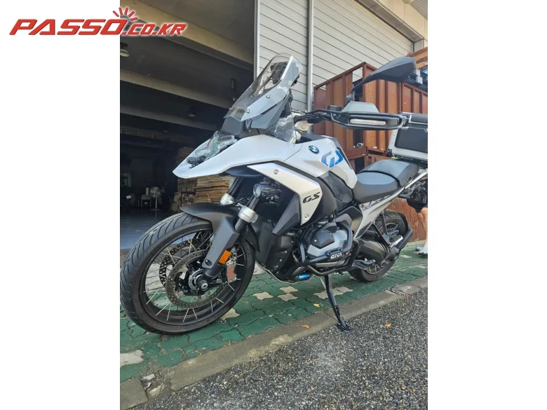 BMW R 1300 GS 2025 화이트 사진 6