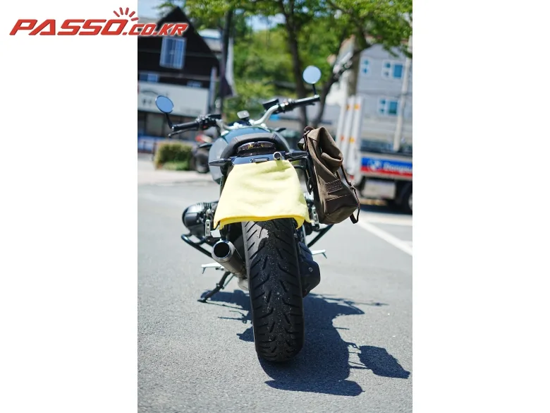 BMW R 12 나인 티 2025 실버 사진 3