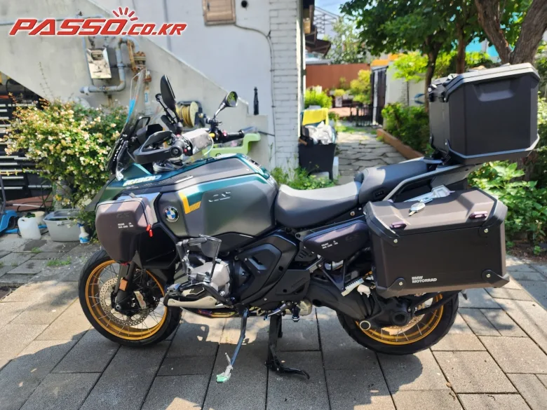 BMW R 1300 GS 어드벤쳐 2025 블랙 사진 2