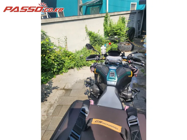 BMW R 1300 GS 어드벤쳐 2025 블랙 사진 3