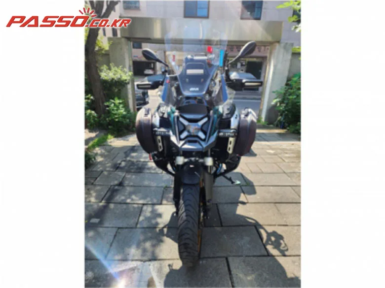 BMW R 1300 GS 어드벤쳐 2025 블랙 사진 5