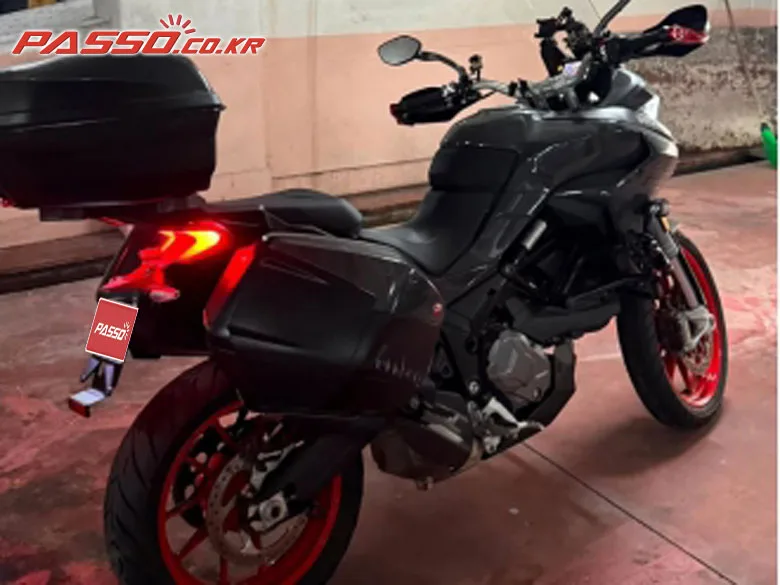 두카티 멀티스트라다 V2 S 2022 블랙 사진 1