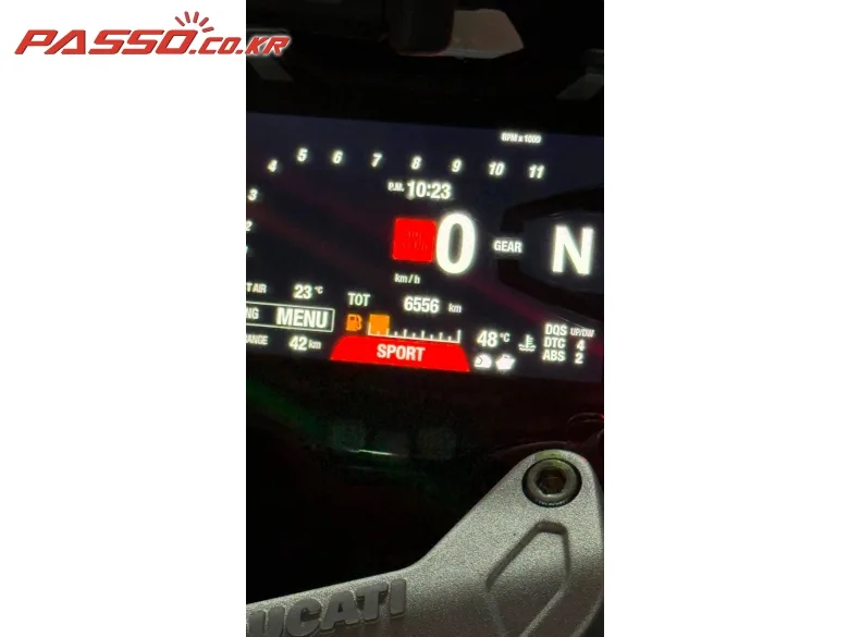 두카티 멀티스트라다 V2 S 2022 블랙 사진 6