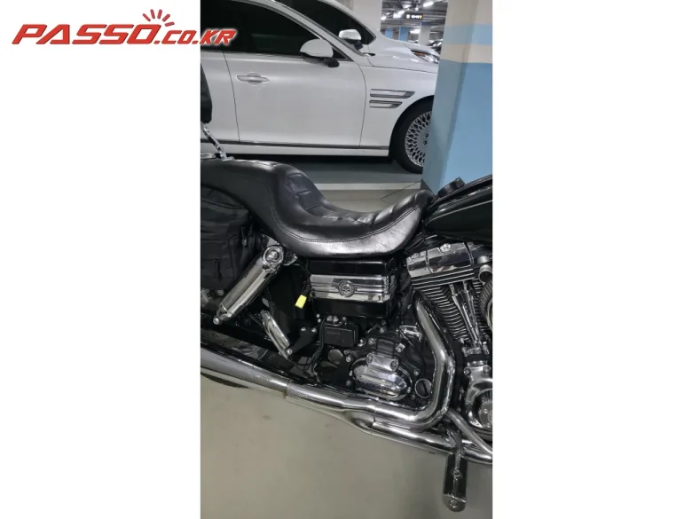 할리데이비슨 다이나 슈퍼글라이드커스텀 2012 블랙 사진 8