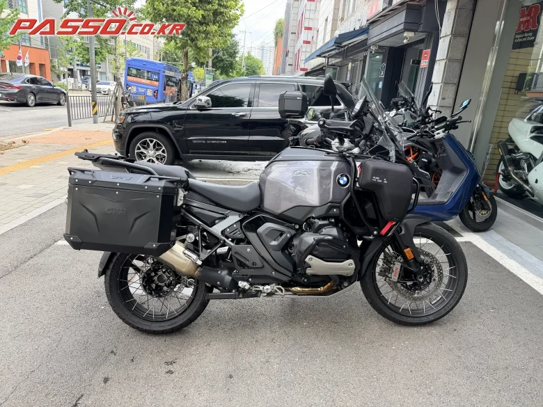 BMW R 1300 GS 어드벤쳐 2025 블루