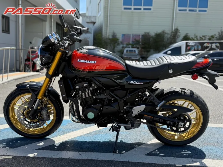 가와사키 Z 900 RS SE 스페셜 에디션 2026 레드 사진 2