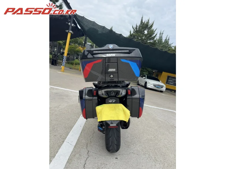 BMW R 1300 RT 2026 블랙 사진 3