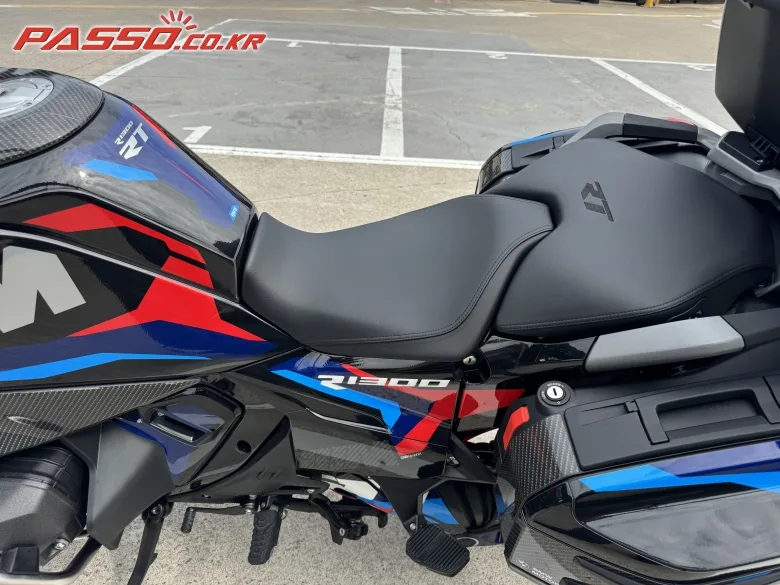 BMW R 1300 RT 2026 블랙 사진 8