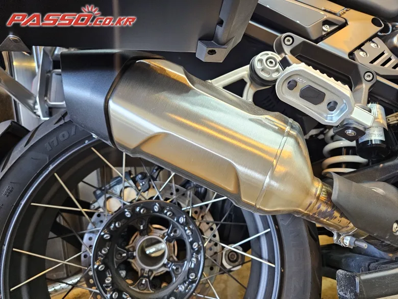 BMW R 1300 GS 어드벤쳐 2026 화이트 사진 7
