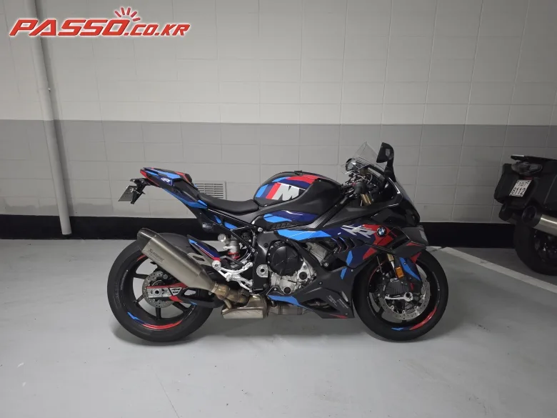 BMW S 1000 RR 2025 블루
