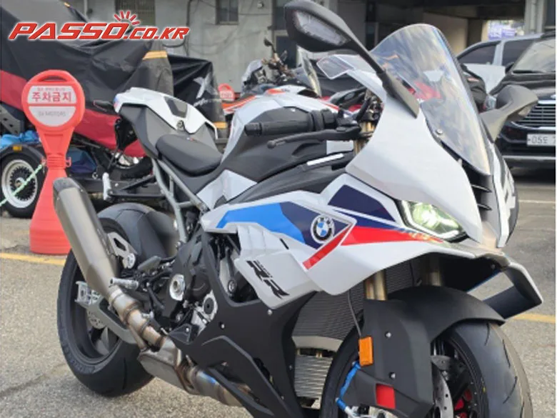 BMW S 1000 RR M PACK 2026 화이트