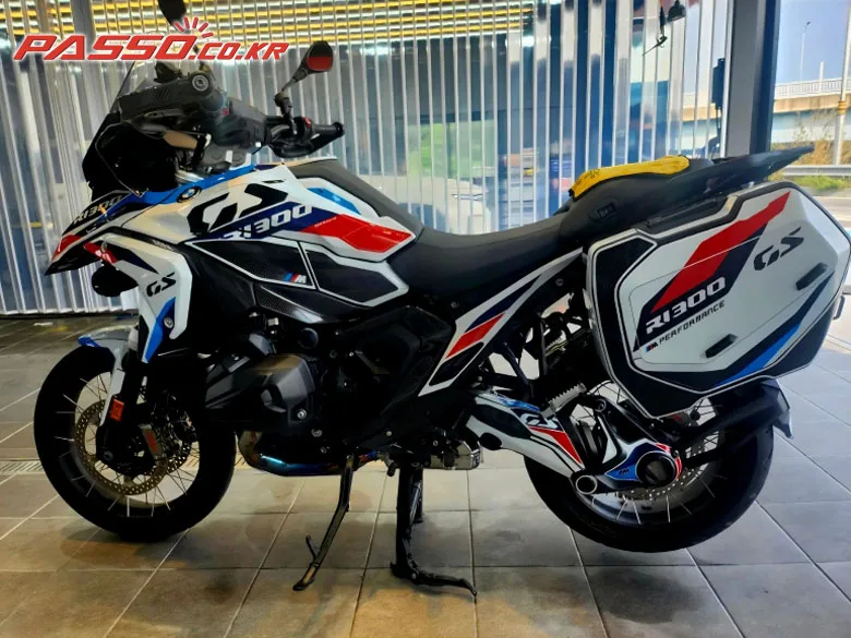 BMW R 1300 GS 2024 화이트 사진 2