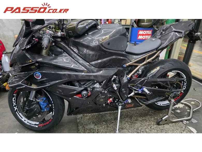 BMW S 1000 RR 2022 블랙 사진 3