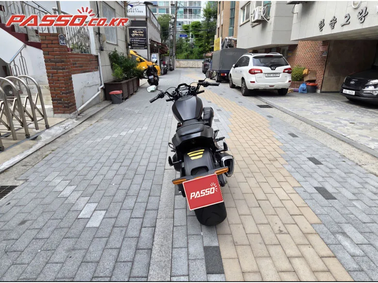 할리데이비슨 FXDR 114 2019 블랙 사진 3