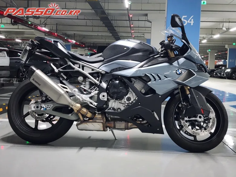 BMW S 1000 RR 2025 실버 사진 1