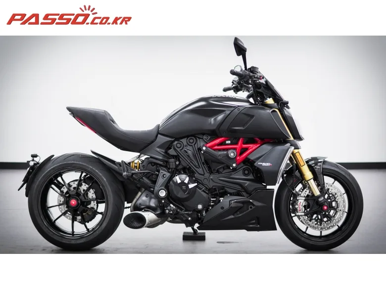두카티 디아벨 1260 S 2020 블랙