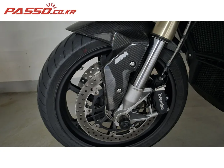 BMW S 1000 RR 2023 블랙 사진 6