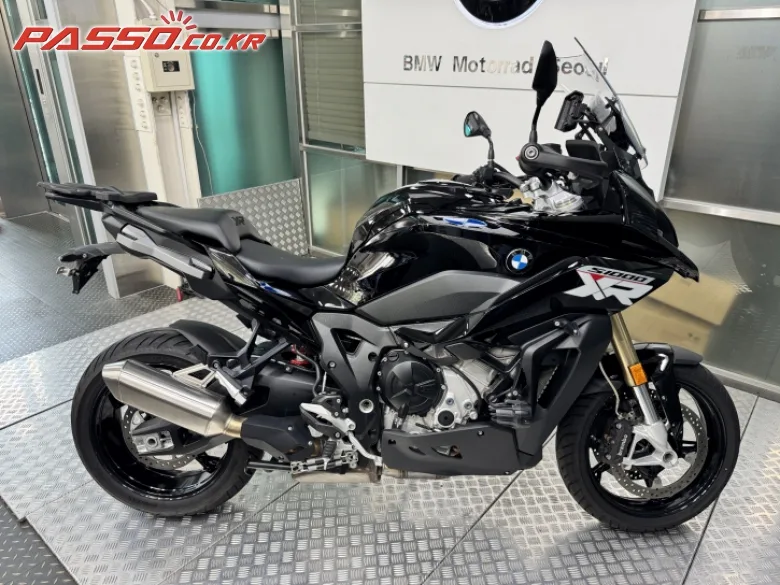 BMW S 1000 XR 2025 블랙 사진 1