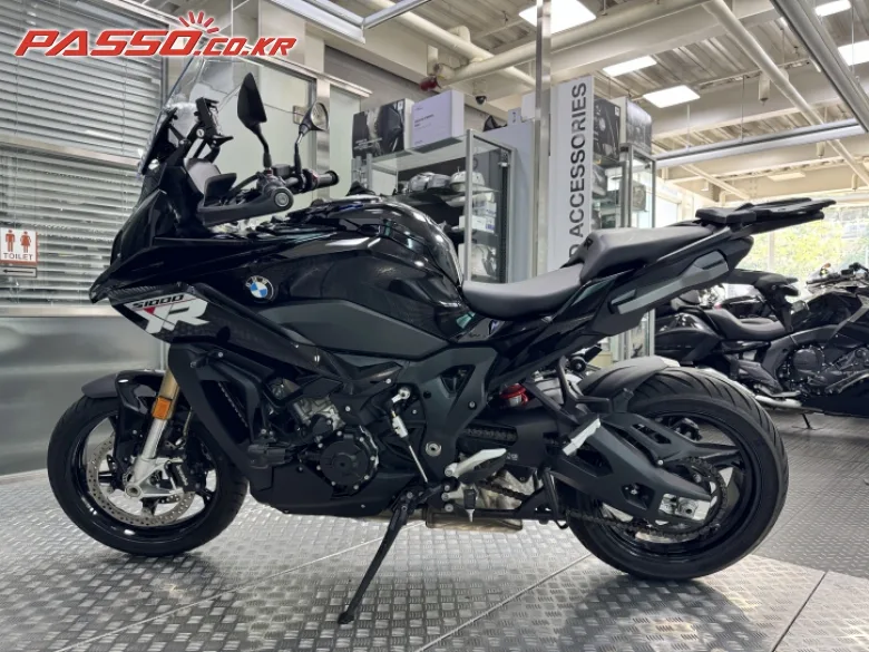 BMW S 1000 XR 2025 블랙 사진 2