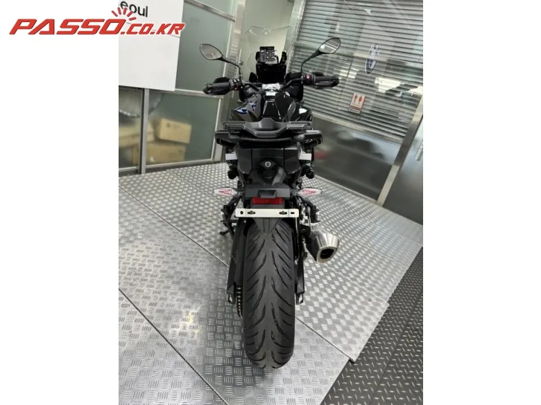 BMW S 1000 XR 2025 블랙 사진 3