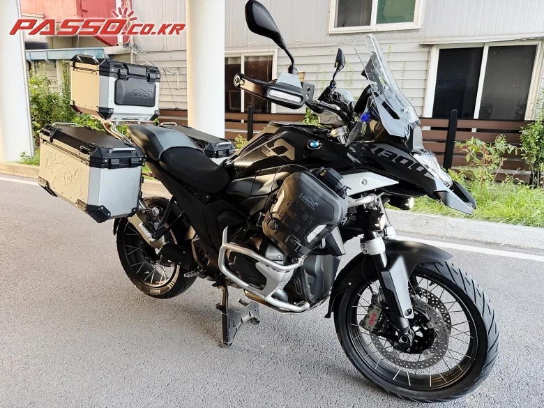 BMW R 1300 GS 2024 실버 사진 1