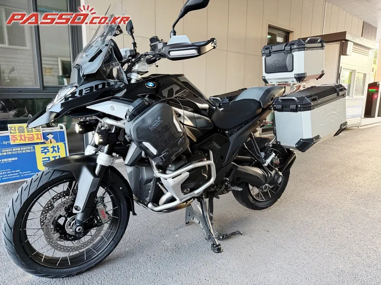 BMW R 1300 GS 2024 실버 사진 2