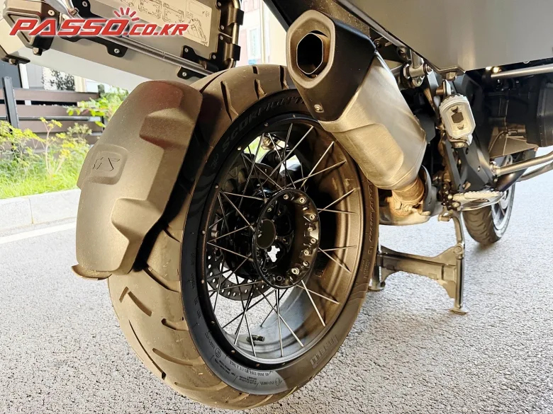 BMW R 1300 GS 2024 실버 사진 7