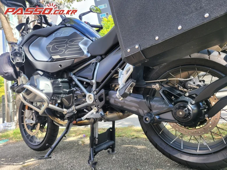 BMW R 1250 GS 어드벤처 2023 네이비 사진 2