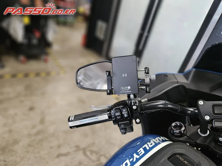 할리데이비슨 로우라이더 ST 2023 블루 사진 4
