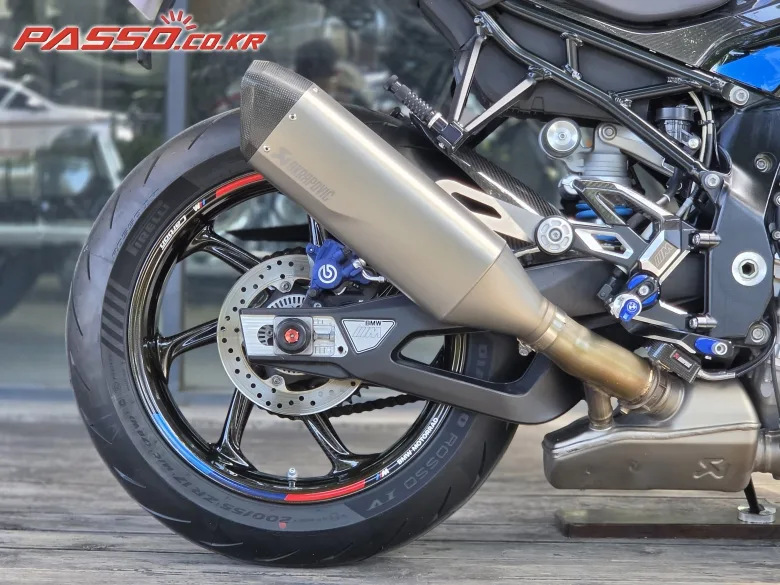 BMW M 1000 R 2023 블루 사진 7