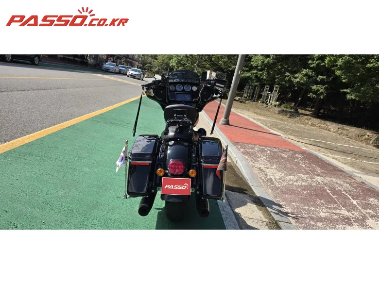 할리데이비슨 스트리트 글라이드 ST 2023 버건디 사진 3