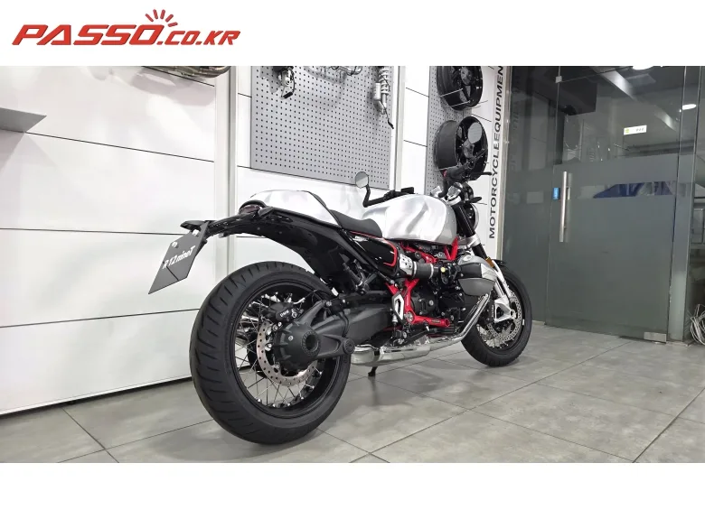 BMW R 12 나인 티 2026 버건디 사진 3